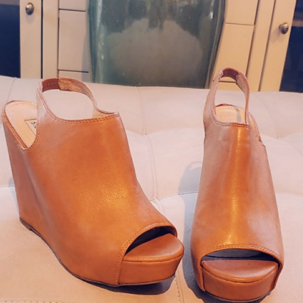Steve madden wedge heel
